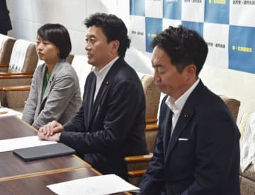 北海道連は前倒し要求　自民総裁選