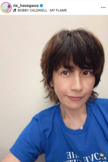長谷川理恵、「少年度高め」な新ヘアスタイルに注目「ハンサム」「とてもお似合い」