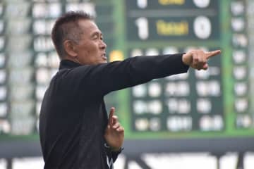 首位クラブに激震「何事も無いことを」　J通算800試合の名将…チーム活動から一時離脱