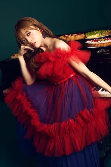 友希、クラファンでファンと制作した1stアルバムより2曲先行配信＋リード曲「THIS IS ME」MV公開