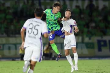 柏が横浜FMに４発快勝！ 横浜FCが神戸を２－０撃破、湘南は広島に劇的勝利【ルヴァン杯 準々決勝・第１戦】