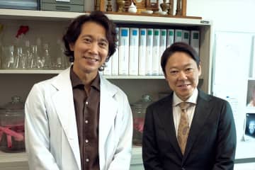 佐々木蔵之介が法医学者役で『しあわせな結婚』にゲスト出演　阿部サダヲと11年ぶり共演「もっと出たかったなあ～」