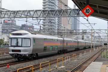 寝台特急カシオペア、「先頭車以外は廃車」の衝撃。鉄道博物館に搬入されず