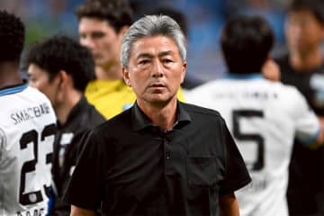 J監督が過密日程に辟易「憎い」　中2日の猛暑で開催に苦言「怪我をした選手がいたのが悔しい」