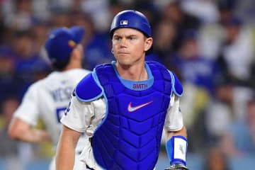 ドジャース試合中に突然アクシデント「試合に集中できん」「マジか…」　LA放送席が状況説明
