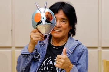 アニメ『東島丹三郎は仮面ライダーになりたい』10月4日より放送　松崎しげるがOP曲に参加