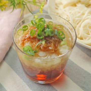 「めんつゆにコレ入れないのおかしい！」「この組み合わせ、天才的」そうめんが秒で消えるわ絶品アレンジレシピ