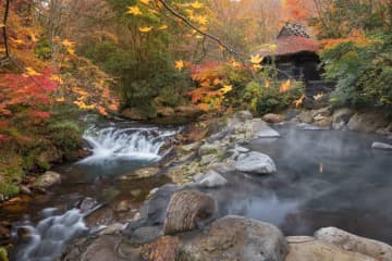 「BIGLOBE」温泉賢人が偏愛する温泉宿リスト第6弾！「絶景！紅葉温泉」「気絶温泉宿」を9月3日公開