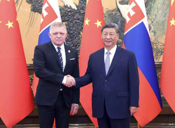 習近平主席、スロバキア首相と会見