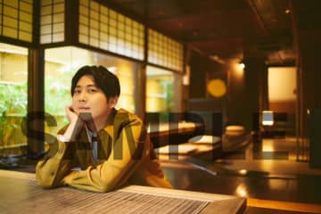 梶裕貴、40歳の節目に音声AI「梵そよぎ」と縁の地を旅するフォトブック発売