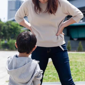 過干渉や過保護、依存…女性は母親との関係が原因に【長く体を蝕む摂食障害】#3
