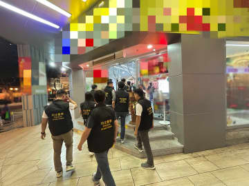 マカオ司法警察局がマッサージ店対象の防犯パトロール実施…オーバーステイの中国人2人発見