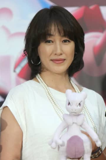 高島礼子「食欲が止まらない」肉を追加して食べる姿にSNS驚き「ボリュームが…」「結構大食い」