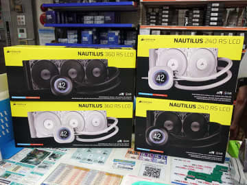 CORSAIRのLCD付き水冷CPUクーラー「NAUTILUS RS LCD」が発売、カラーは2色 NAUTILUS RSシリーズ向けのLCDパネルも同時発売