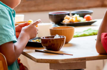 ホリエモン、”子どもが野菜食べない論争”で『まずい野菜を無理やり食わせてるからだろ笑』と子持ちの親の意見を”一刀両断”…ネットでもコメント殺到「子供が野菜を食べないなんて古今東西当たり前」「大人になれば勝手に食える範囲増える」「こればっかりは生まれつき持ってる性格」