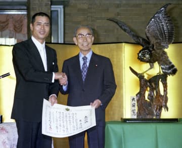 ＜あのころ＞王選手、国民栄誉賞第1号　48年前の9月5日