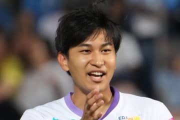 ｢マジで小野伸二みたい｣な神業2アシスト！ J1広島・19歳MFの絶妙クロス＆芸術的パスに｢日本の宝｣｢天才すぎる｣