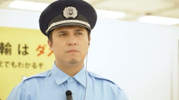空港税関職員の木村昴が不正薬物の密輸を水際で食い止める！様々な海外雑貨の中から、隠された驚きの仕掛けを暴いた観察眼