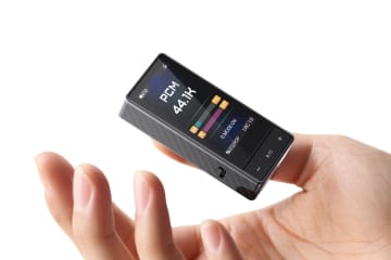 FIIO、900mW高出力のポータブルDACアンプ「QX13」