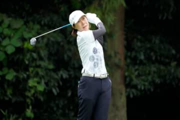 国内女子シニア3日目が台風接近で中止決定　54ホール短縮へ