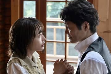 『奪い愛、真夏』数々の名シーンはどう生まれた？　“シリーズ生みの親”鈴木おさむが明かす
