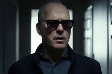 マイケル・キートンが監督・主演・製作　消えゆく記憶の中で挑む完全犯罪　「殺し屋のプロット」公開決定