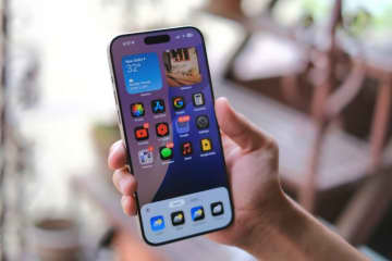 折りたたみiPhoneの生体認証、画面下センサーは非採用の可能性