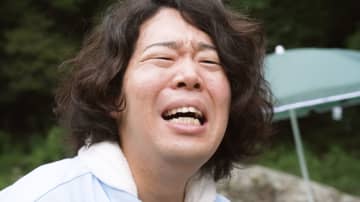 BBQ場アルバイト・草薙航基が遭遇した、どう猛で危険なクマの恐怖…この秋、最も気をつけなければならない、絶体絶命の危機からの突破劇
