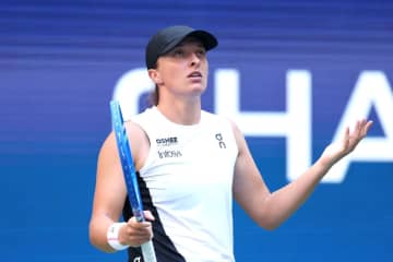 元女王シフィオンテク、全米オープン準々決勝敗退後の会見で記者の質問に痛烈反撃！＜SMASH＞