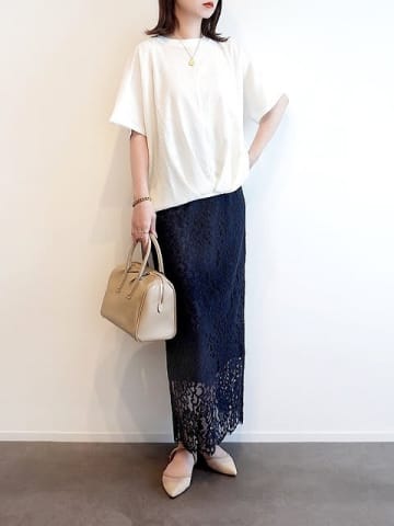 まだ暑い9月は「白Tシャツ」で秋シフト！定番アイテムが垢抜ける♡大人の白Tコーデ5選