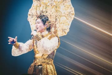 氷川きよし、全国ツアー【KIINA’S LAND】東京公演ライブレポート