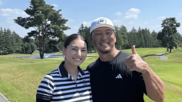 元プロ野球選手の妻・相沢紗世、ゴルフで念願の“100切り”報告「長い道のりだった」 夫婦2ショットに「素敵な夫婦」の声