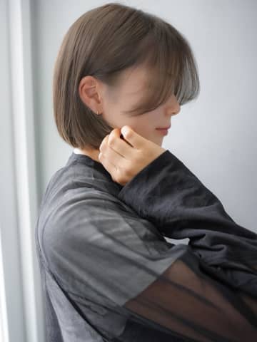 【40・50代ヘア】まだ暑い、けど秋感も欲しい！→「グレージュボブ」なら両方叶うかも♡
