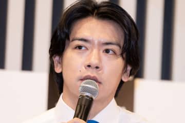 人気芸人が次々と車椅子姿に…じつは、野田クリスタルが始まり？　「ホントだ」「連鎖こわい」
