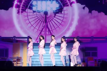【ライブレポート】ILLIT、初のファンコンサート＜2025 ILLIT GLITTER DAY IN JAPAN＞開催。「時よ止まれ」を 紫 今（Mulasaki Ima）とサプライズ披露も