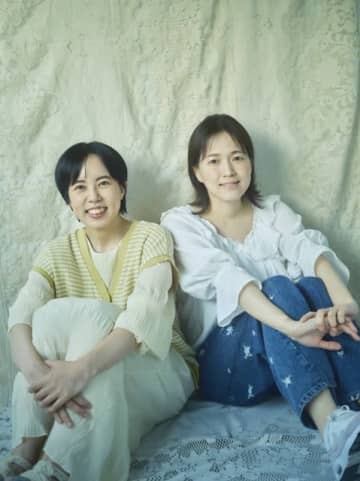 令和の女性フォーク・デュオ“mei to yasuha”、デビュー・アルバム『もやもや search』を発表