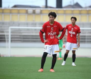 浦和レッズ、ユース所属のDF田中義峯、MF和田武士を2種登録