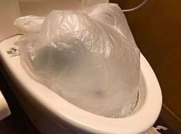 台風の際「トイレの逆流」に気をつけて！事前に取れる対策は？被害を軽減するため、知っておいてほしいこと