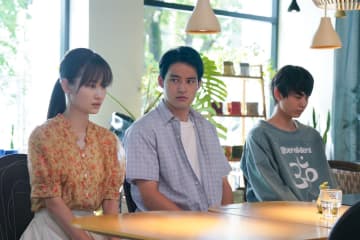 水上恒司と宮舘涼太が掴み合う『火喰鳥を、喰う』ロング予告　謎の影が写る新場面写真も