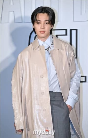 BTS ジミン、金髪にイメチェン？RMと参加したイベントでの写真が話題