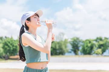 熱中症対策に効果的な経口補水液　自宅にあるもので手作りも可能　自衛隊が簡単アレンジまで紹介