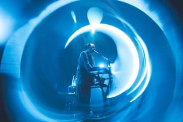 【ライブレポート】春野、スペシャルゲスト・十明を迎え『HARUNO 2025 TOUR “Familiar”』大盛況で閉幕