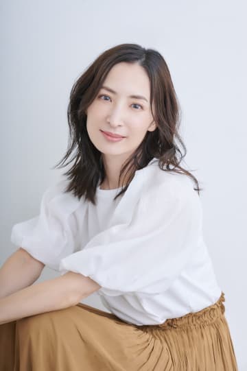 真飛聖『ガールズ＆ボーイズ』稲葉賀恵 演出で 一人芝居  26年4月＿