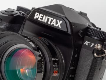 赤城耕一の「アカギカメラ」 第125回：酷暑のいまこそ考えたい「PENTAX K-1 Mark II」の存在意義