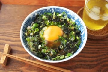 手早くおいしい♪混ぜるだけ簡単「のっけ朝ごはん」3選