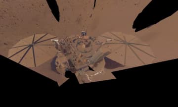 火星のマントル深部に何かの“塊”がある？ NASA探査機「InSight」の地震波データから判明