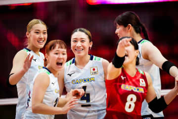 女子バレー日本が「え、めっちゃ可愛い」「何これ！」　準決勝前“謎の応援投稿”にネット騒然