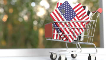 日本では当たり前、アメリカでは存在しない“消費税”のナゾ…背景に州の力と独特の税制、旅行者が驚くお会計の罠【国際税務の専門家が解説】