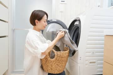 洗濯機を「10年以上」使い続けると“年間1万円超”損してるかも？電気代・修理費・水道代を検証！