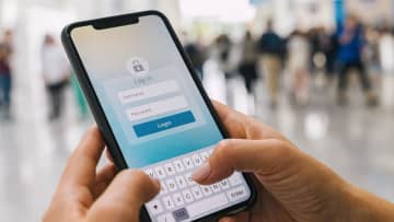 従来の『固定パスワード』『ワンタイムパスワード』は廃止・禁止すべき？広がるパスキー移行の流れ